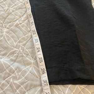 DKNY light pants size 4 NWT